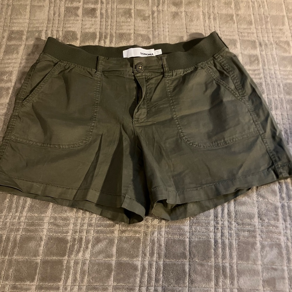 Sonoma Women's army green shorts